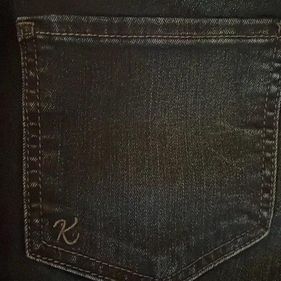 Kut from the Kloth Blue Denim Jeans.  Size 6. - Picture 5 of 8